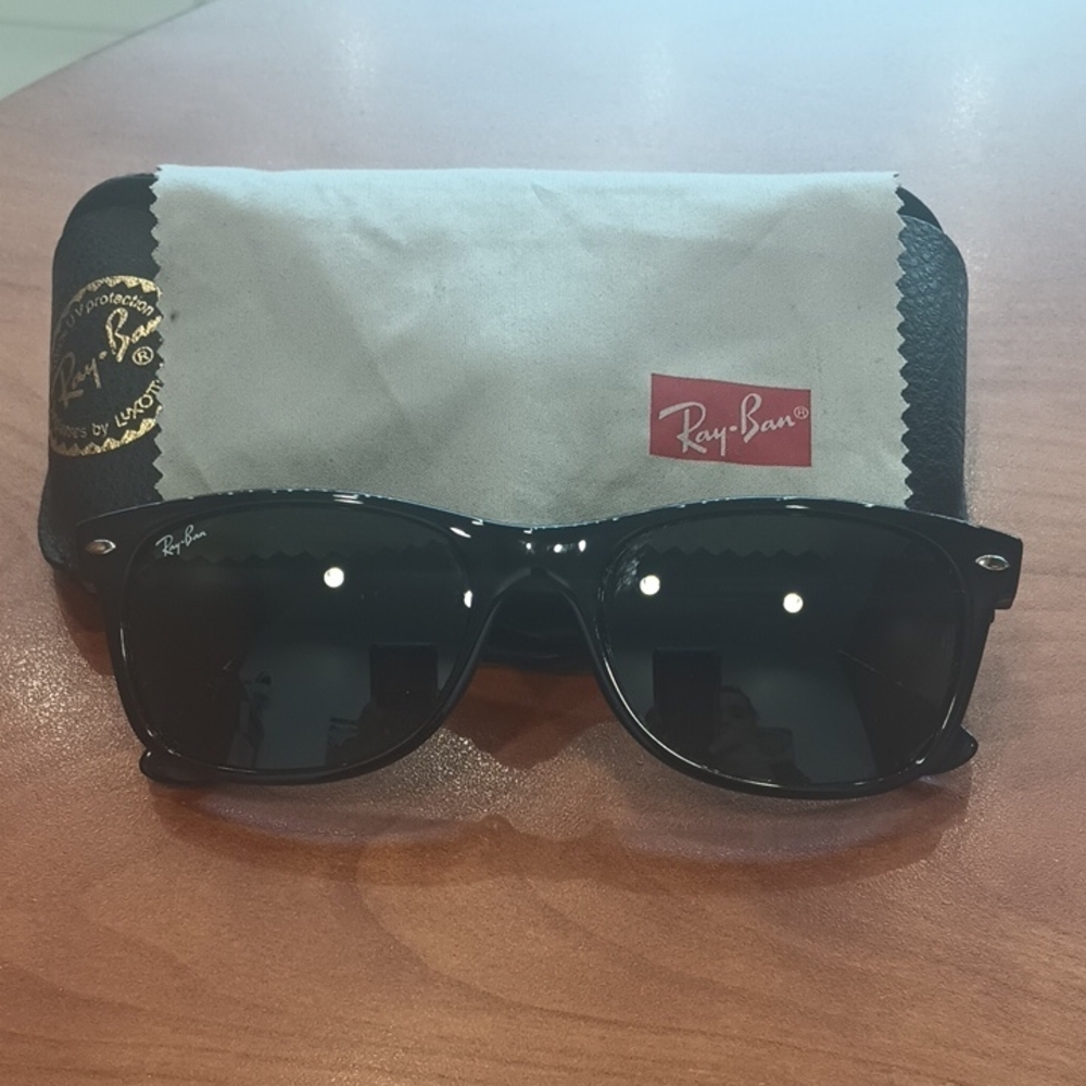 Unisex Ray Ban Wayfarer Sunglasses